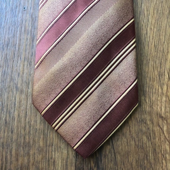 Hugo Boss Maroon Cream Striped Tie - Picture 8 of 8